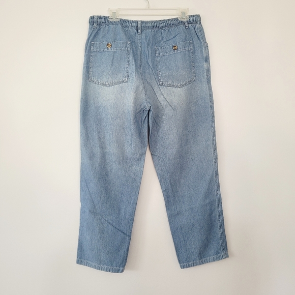 Vintage High Rise Lightweight Medium Wash Denim Straight Leg Cropped Jeans - Picture 3 of 8